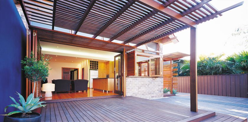 G+V House exterior view