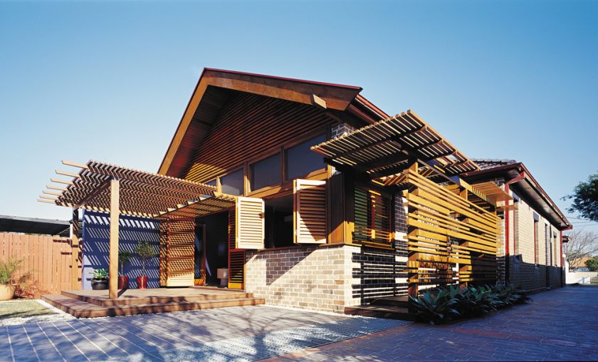 G+V House exterior overall view