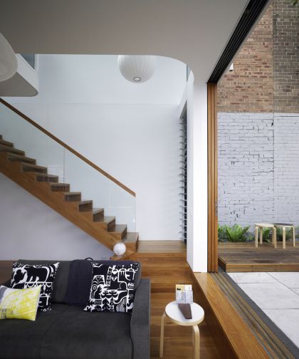 Elliott Ripper House living area, stair & step threshold detail